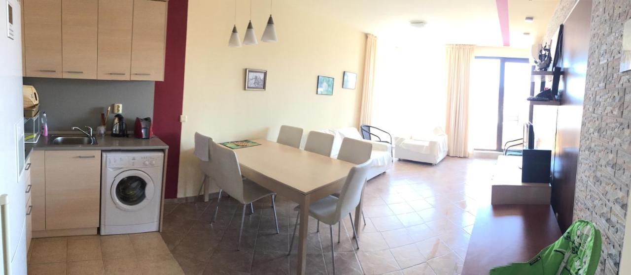 Apartment 2BR, тристаен in complex Green Life Созопол Екстериор снимка